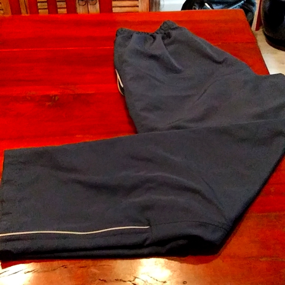 2 pairs of Reebok exercise pants size Large Navy and Black - Picture 2 of 7